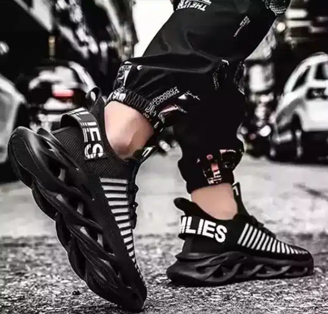 BGOS™ |STYLISH SPORTS SHOES FOR MEN (BLACK, 6)