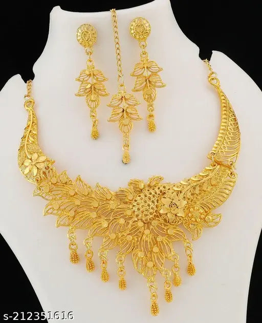 BGOS™ NEW TREADY GOLDEN JEWELLERY SET FOR WOMEN